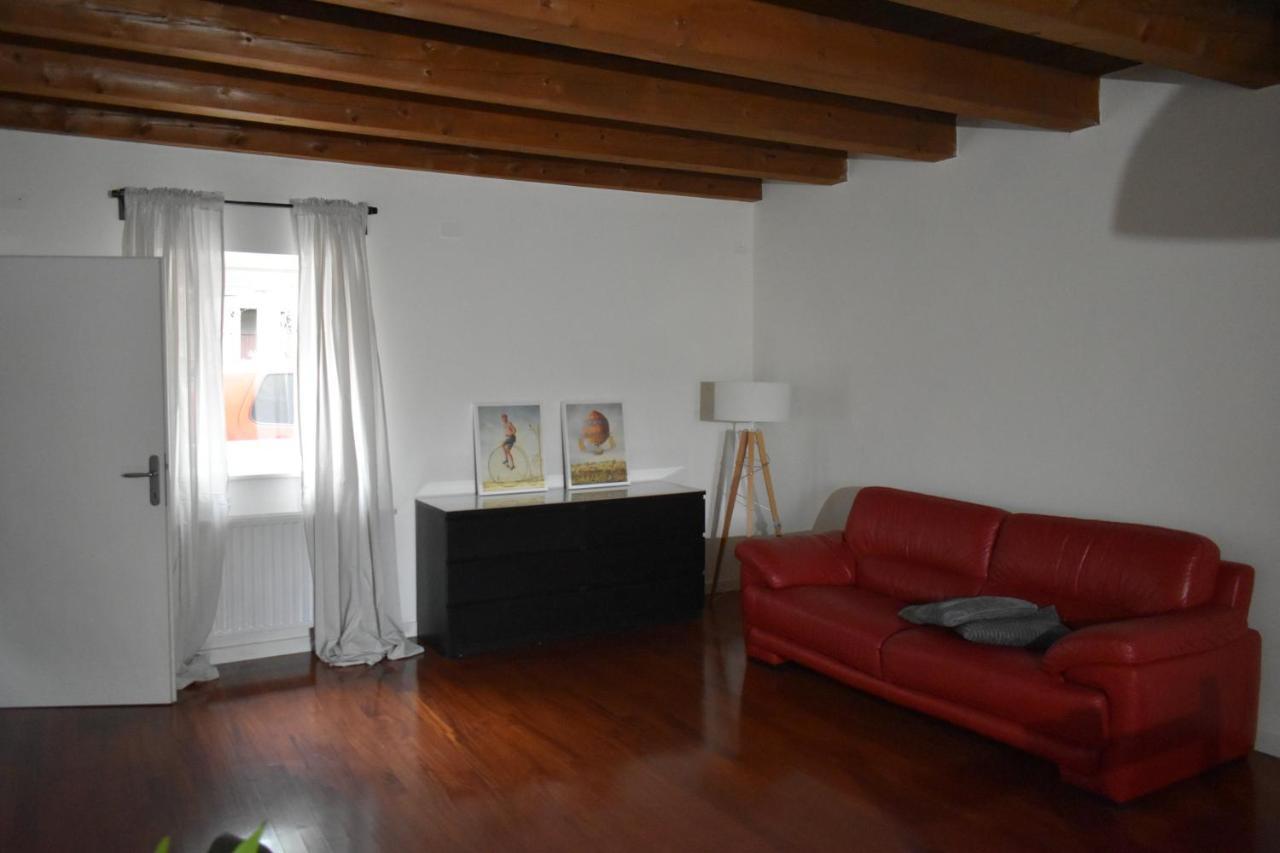 Small House In Vipava Valley Esterno foto